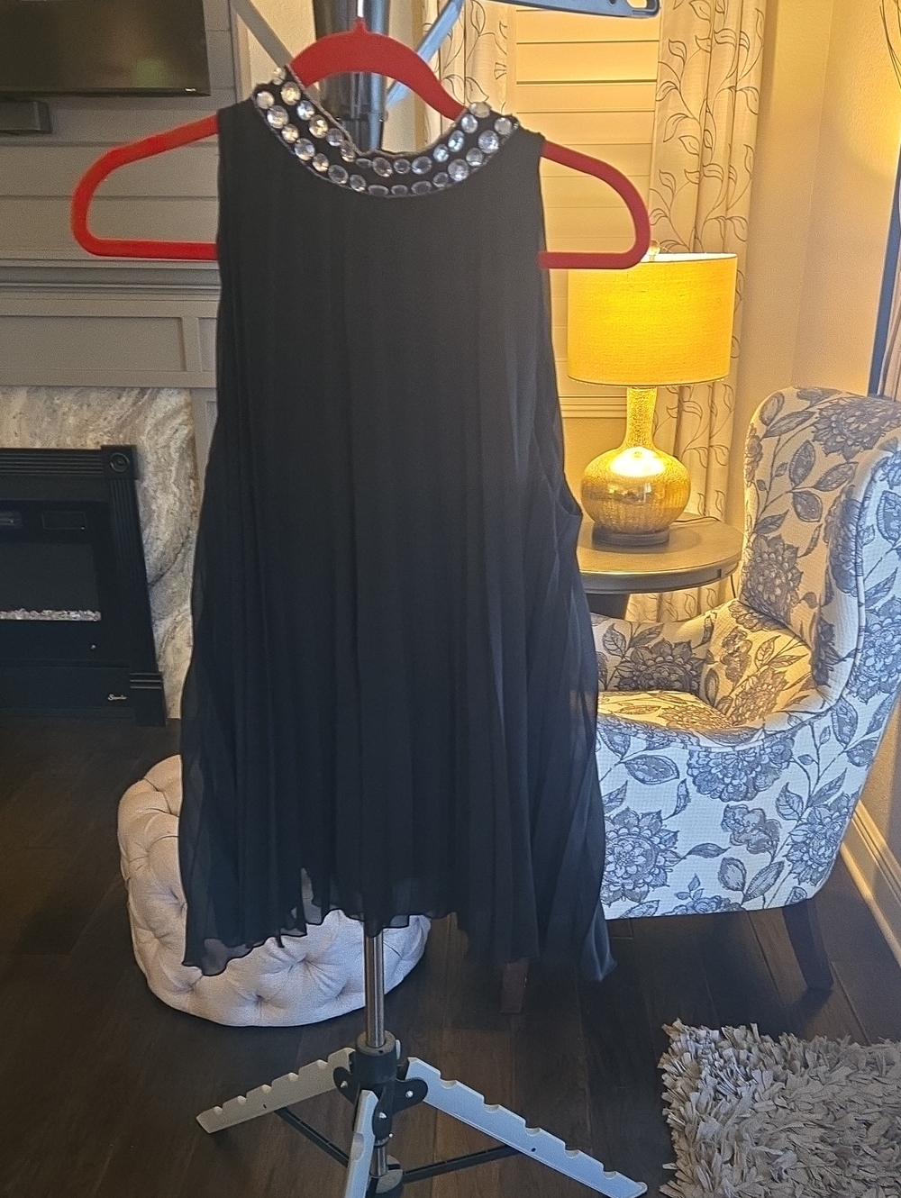 Black Beaded Neckline Chiffon Swing Shirt - Women